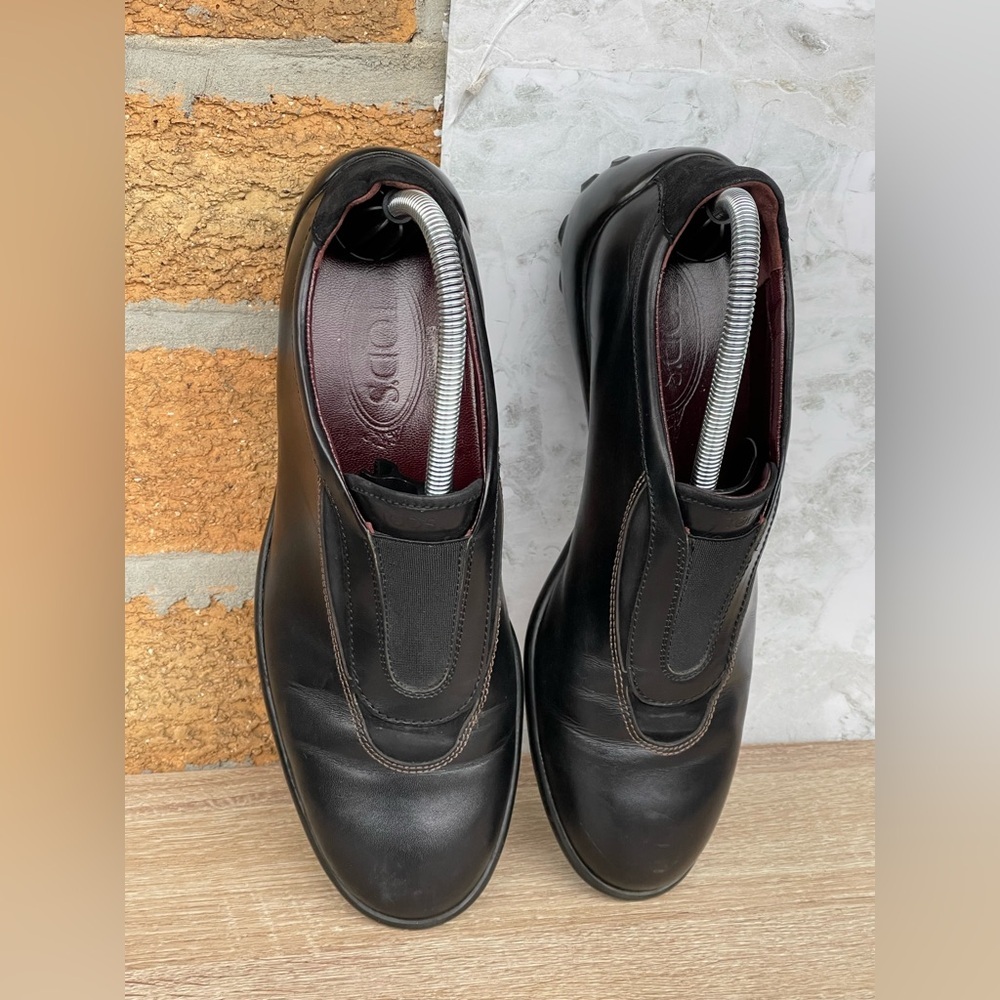 Tod's slip-on leather casual shoes size 39.5 /8.5 - Picture 3 of 9